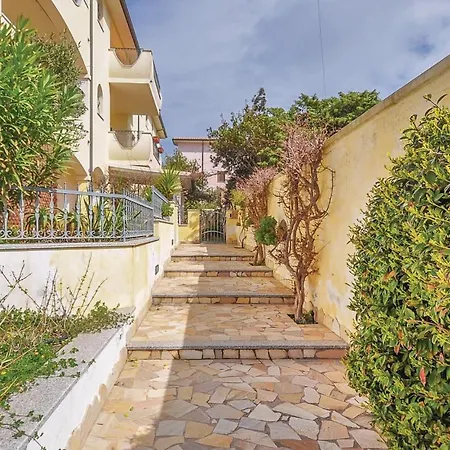 Awesome In S,teresa Di Gallura Ot Appartement