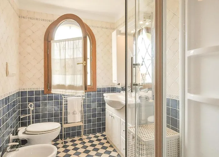Appartement Awesome In S,teresa Di Gallura Ot *